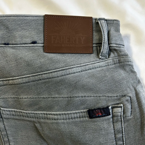 Faherty Men's Stretch Terry 5 Pocket Casual Gray Jeans 32x30 - Picture 9 of 9